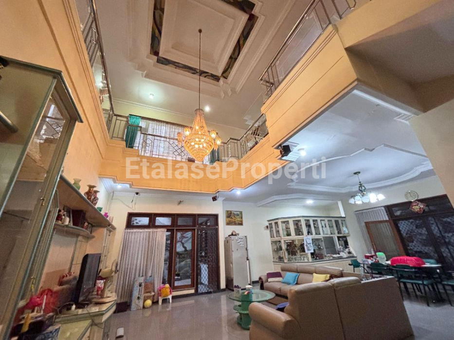 Foto properti Dijual Rumah Mewah Di Araya Galaxy Bumi Permai Dekat Galaxy Mall 4