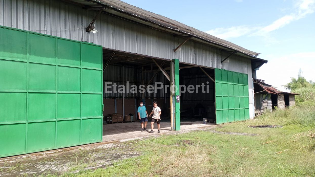 Foto properti Di JUAL / SEWA Tanah+Gudang  ( JALAN RAYA PROPINSI ) Gresik-Jatim 2