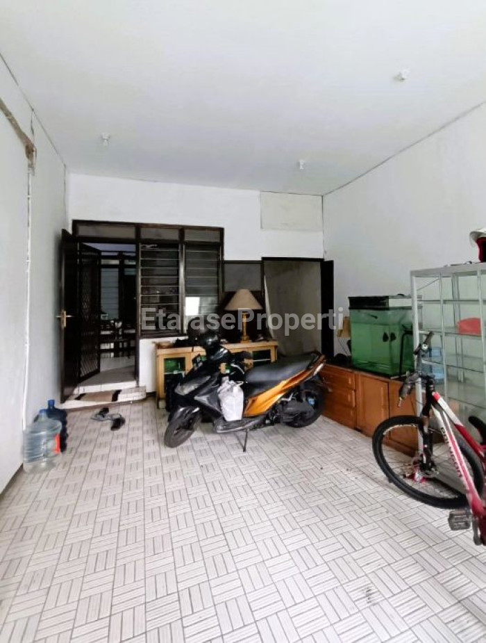 Foto properti Dijual Rumah Di Rungkut Asri Dekat Transmart Rungkut Gununganyar 7