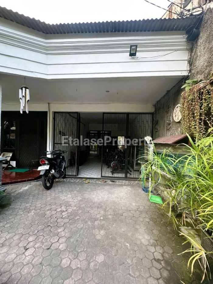 Foto properti Dijual Rumah Di Rungkut Asri Dekat Transmart Rungkut Gununganyar 8