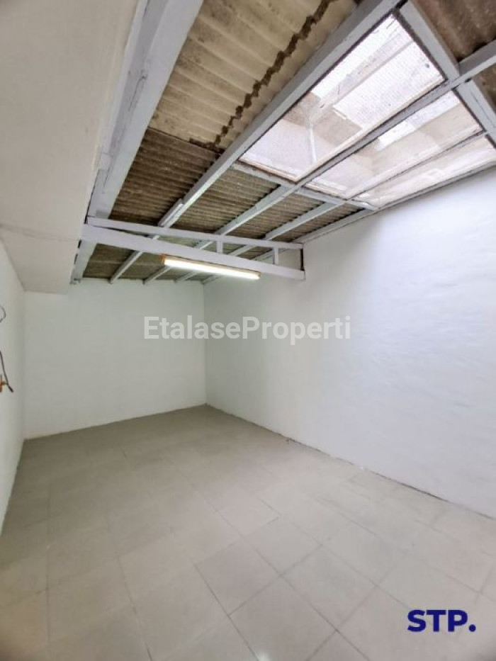 Foto properti Jual Rumah 1 Lantai Siap Huni Di Sutorejo Tengah 10