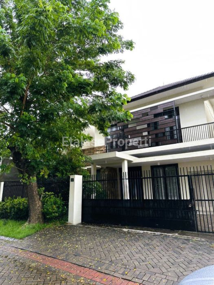 Foto properti Disewakan Rumah Dian Istana Park Avenue Wiyung Dekat PTC 1