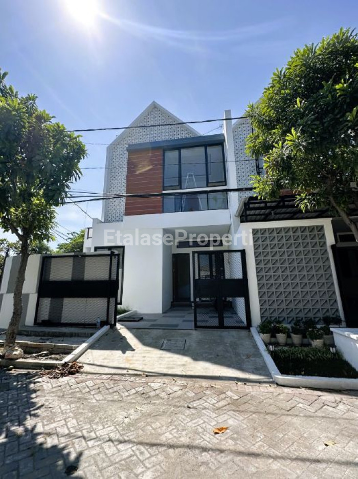 Foto properti Dijual Rumah Baru Di Gading Pantai Dekat Kenjeran 1