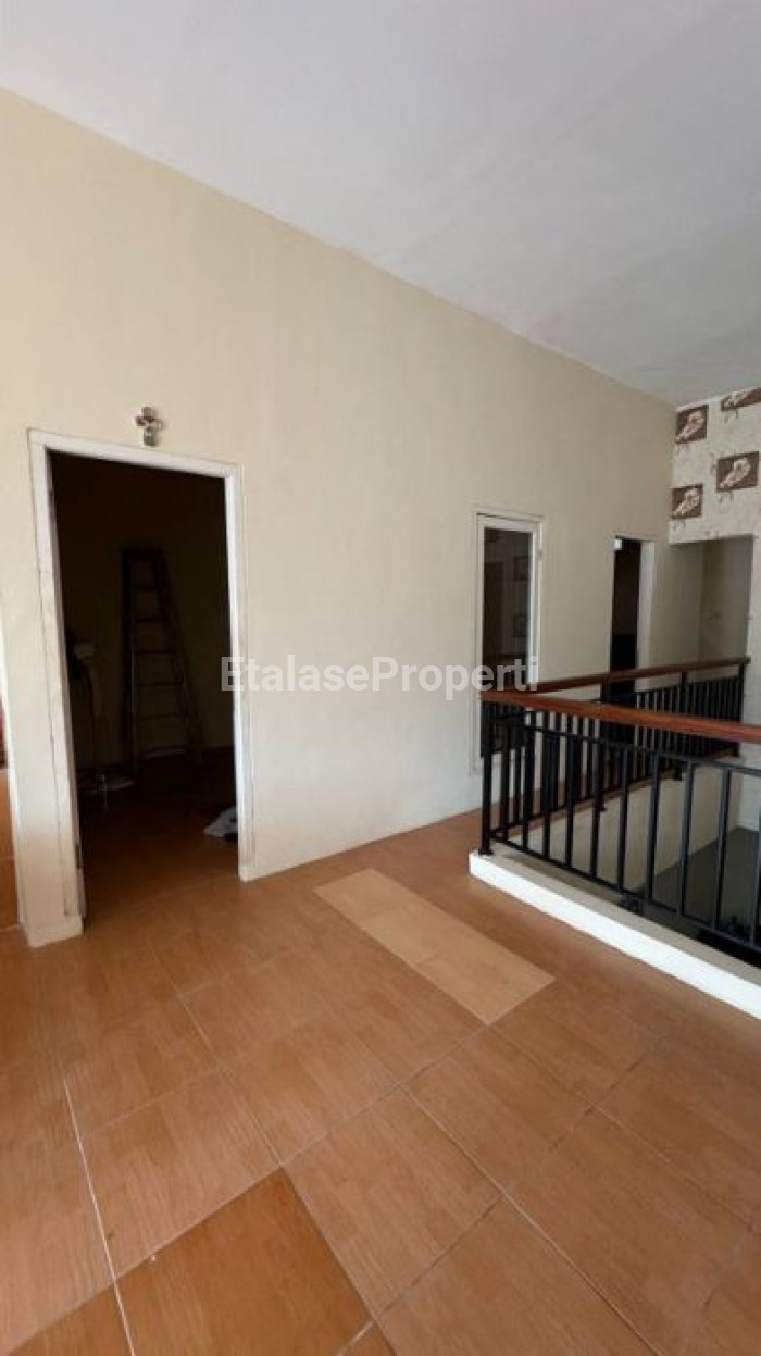 Foto properti Dijual Rumah Siap Huni Di Pantai Mentari Dekat Kenjeran 4