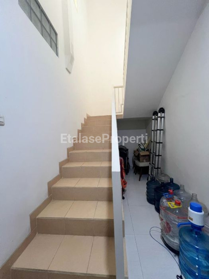 Foto properti Dijual Rumah Di Pondok Tjandra Nanas Dekat Gununganyar 3
