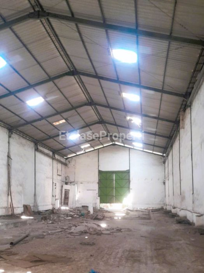 Foto properti Dijual Gudang Margomulyo Bebas Banjir Dekat Pakuwon 5