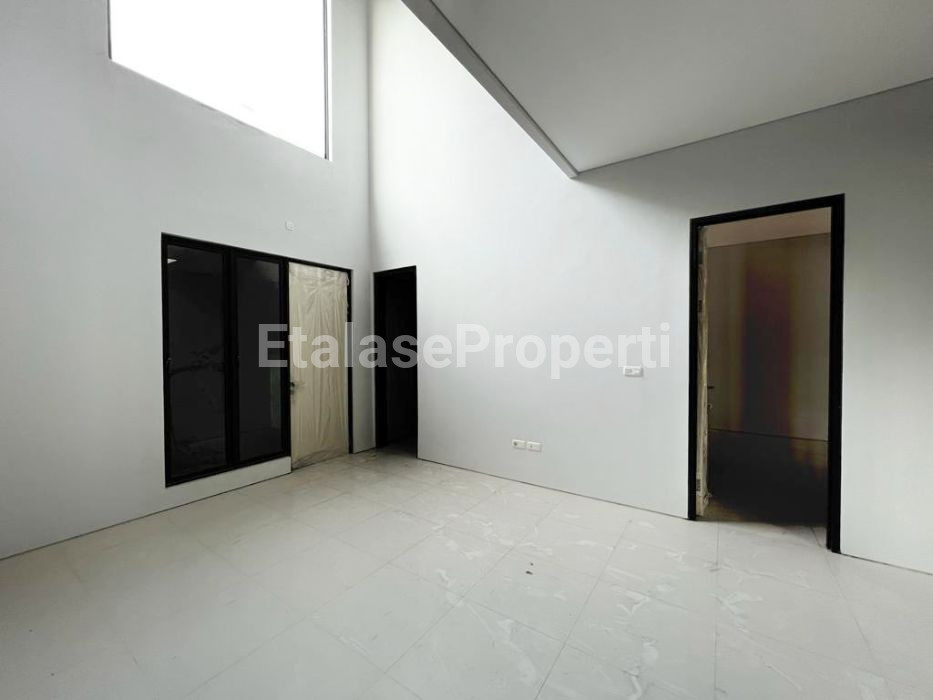 Foto properti Dijual Rumah Pondok Tjandra Ruby Dekat Gununganyar Rungkut 6