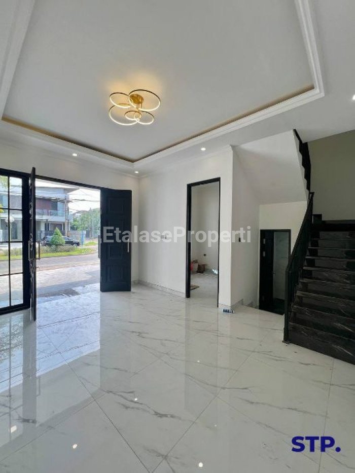 Foto properti NEW AMERICAN! Rumah Araya Tahap 2 Di Jalan Boulevard 2