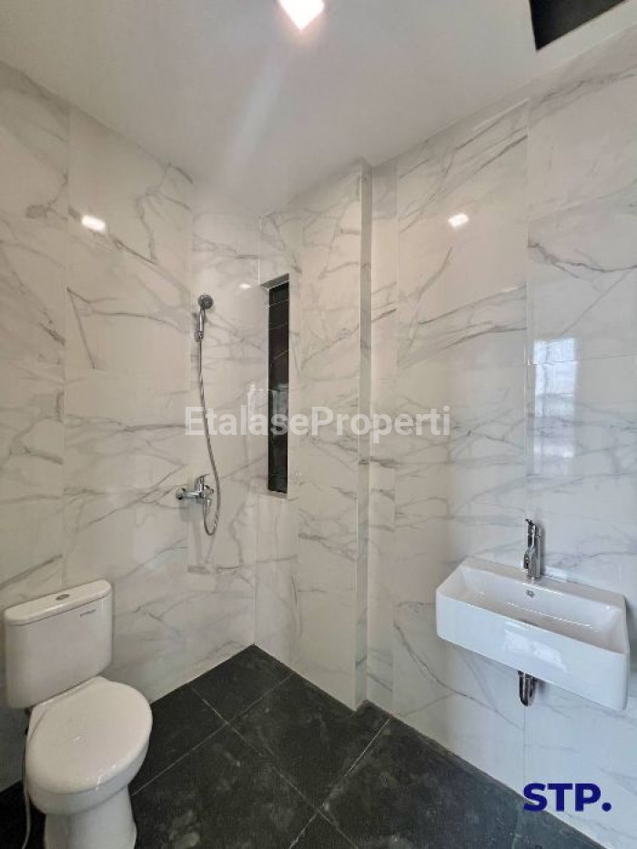 Foto properti NEW AMERICAN! Rumah Araya Tahap 2 Di Jalan Boulevard 5