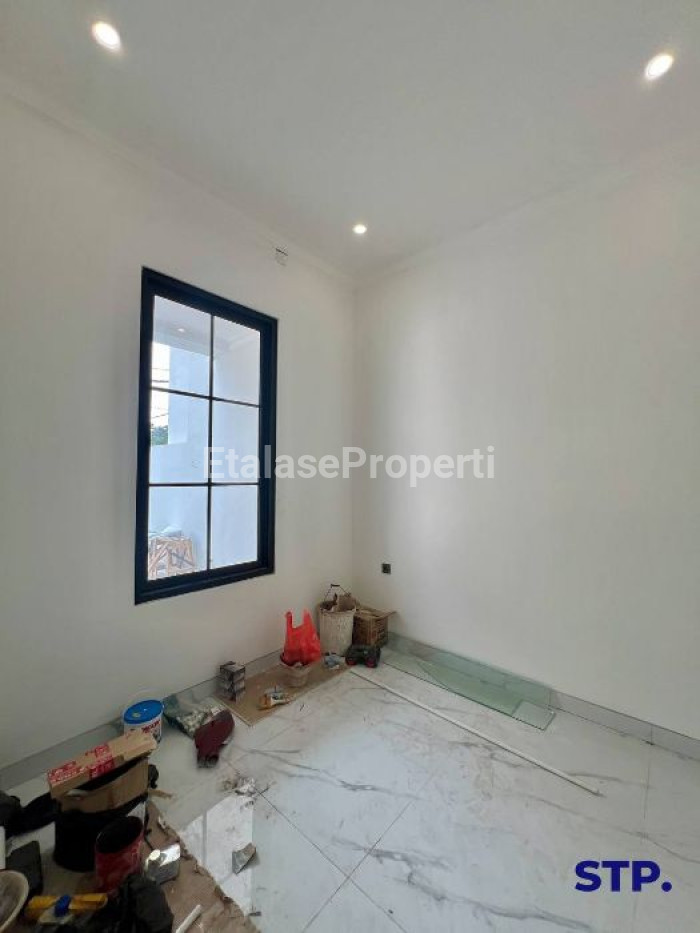 Foto properti NEW AMERICAN! Rumah Araya Tahap 2 Di Jalan Boulevard 6