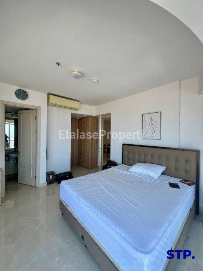 Foto properti Apartemen One Icon 3+1 Bedroom Furnished Lantai 36 7