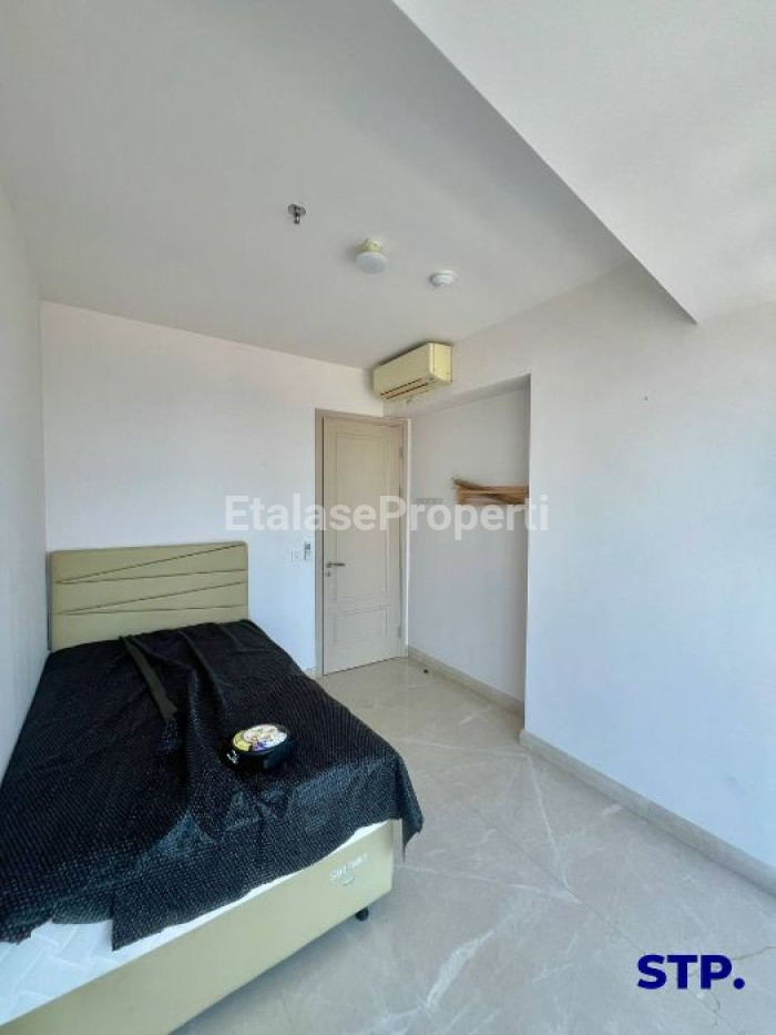 Foto properti Apartemen One Icon 3+1 Bedroom Furnished Lantai 36 10