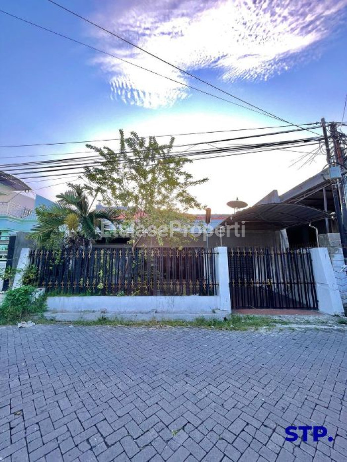 Foto properti Rumah Siap Huni 1 Lantai Di Lebak Indah, Kenjeran 1