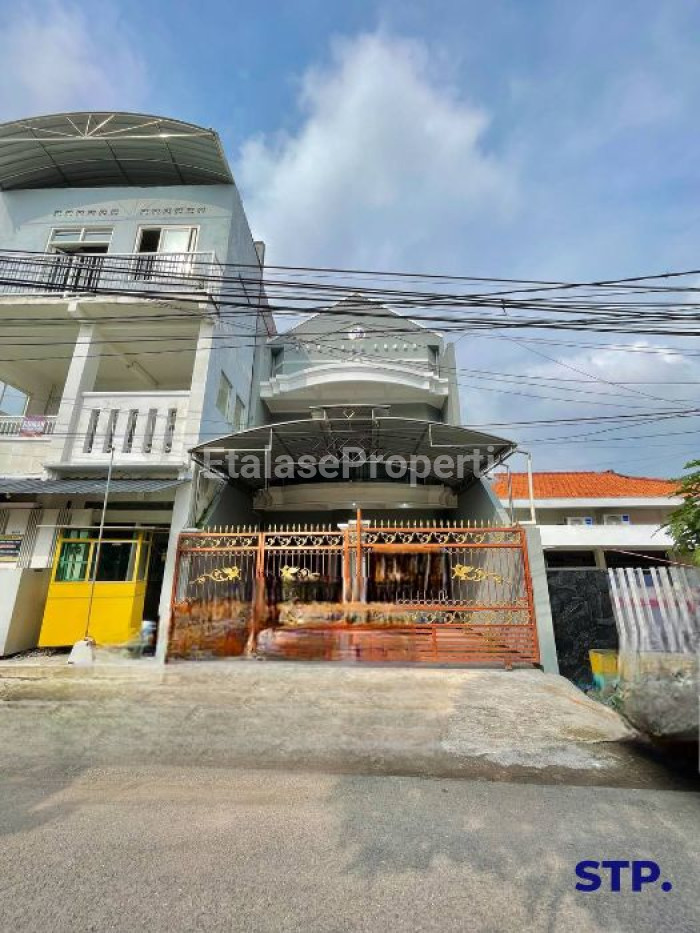 Foto properti Rumah 2 Lantai Siap Huni Di Ngagel Wasana 1