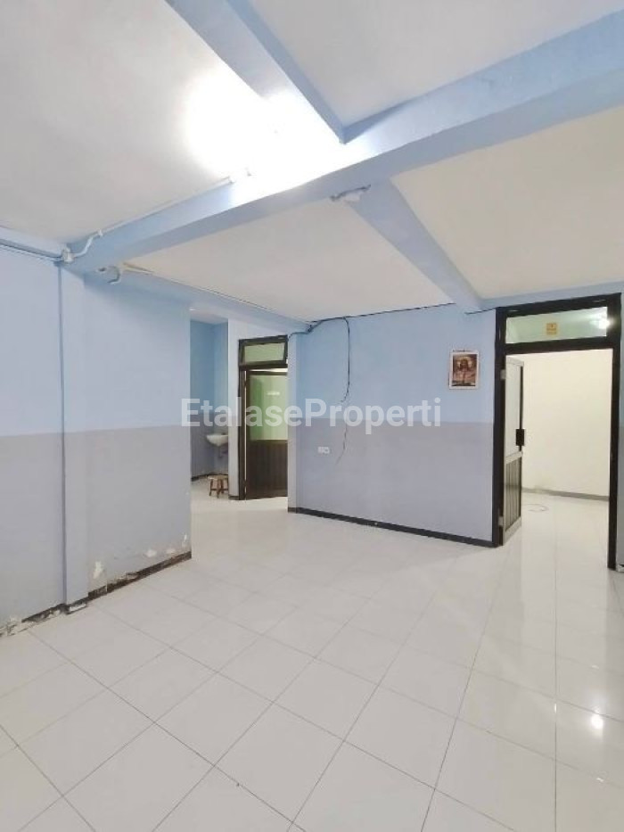 Foto properti Rumah Siap Huni Di Nirwana Eksekutif Ex Kantor 4
