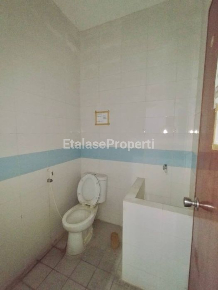 Foto properti Rumah Siap Huni Di Nirwana Eksekutif Ex Kantor 7