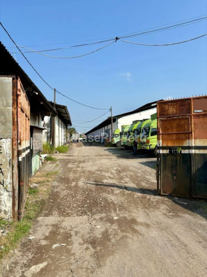 Foto properti *Dijual Cepat, Murah Gudang Raya Gilang* 3