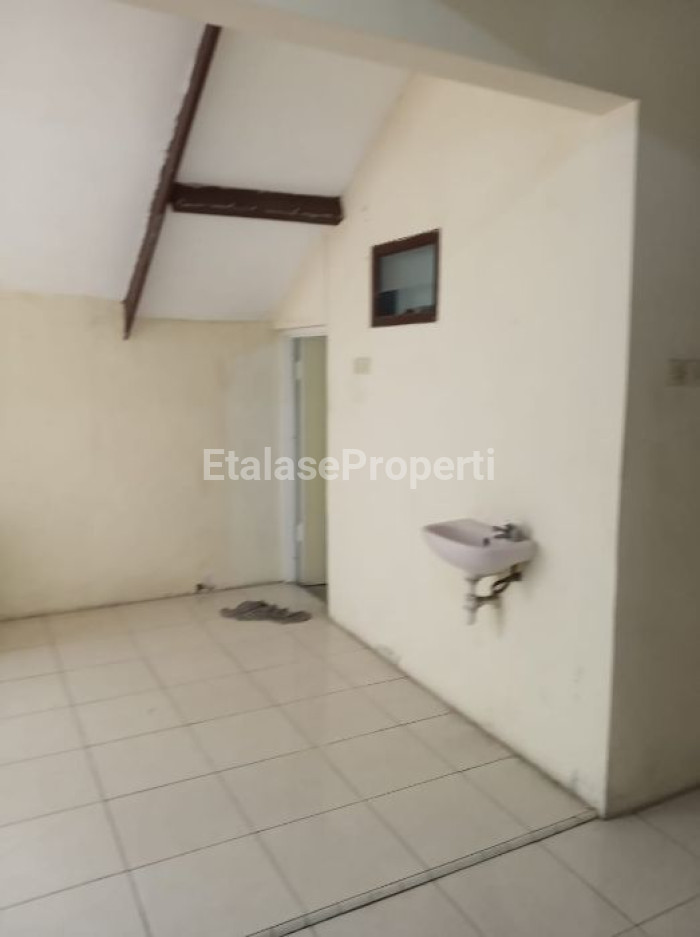 Foto properti *Dijual Rumah Rungkut Mapan Tengah* 4