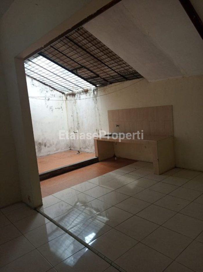 Foto properti *Dijual Rumah Rungkut Mapan Tengah* 5