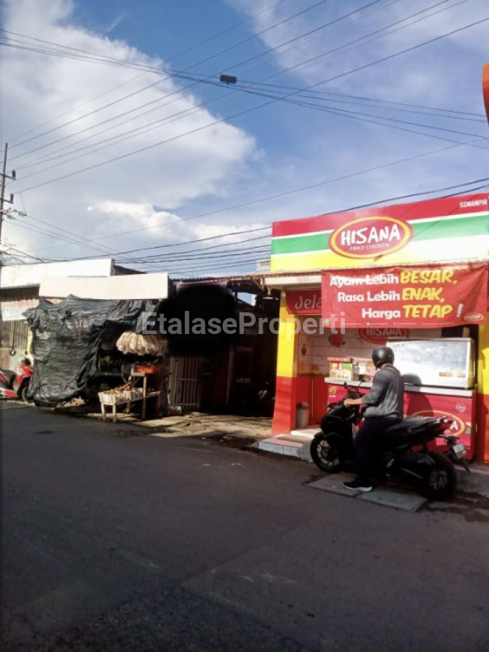 Foto properti Dijual Rumah Di Raya Semampir Dekat MERR Rungkut 1