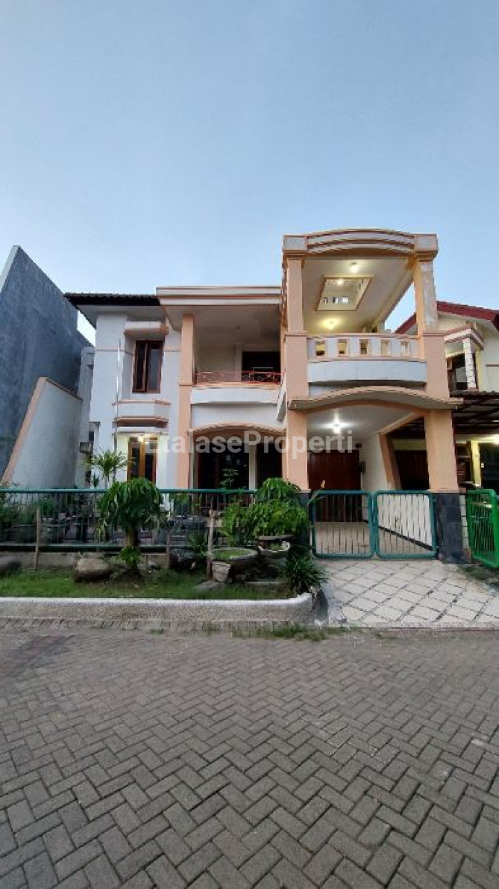 Foto properti Dijual Cepat Rumah Di Dharmahusada Regency 4
