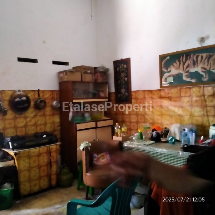 Foto properti Dijual Rumah Letak Strategis Di Jalan Kapas Krampung Dekat Mall KaZa,  Pasar Tambah Rejo Dan Kapasan 10