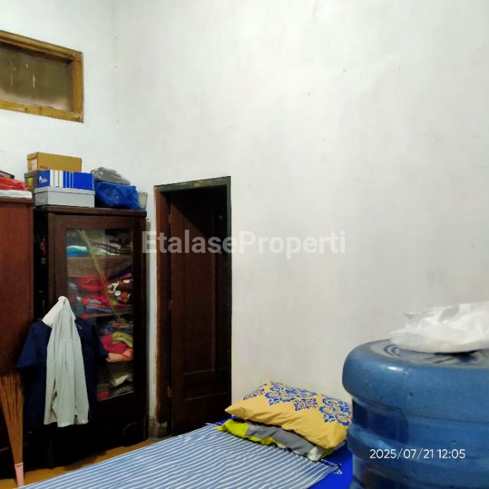 Foto properti Dijual Rumah Letak Strategis Di Jalan Kapas Krampung Dekat Mall KaZa,  Pasar Tambah Rejo Dan Kapasan 7