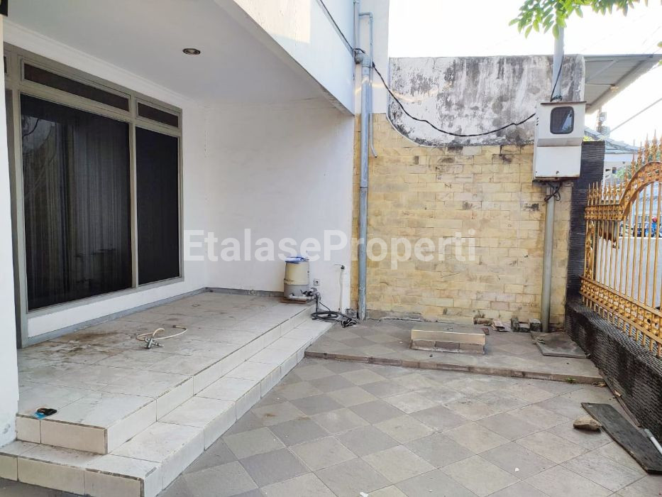 Foto properti Dijual Rumah Tengah Kota Jl Petemon Dekat Diponegoro Kedungdoro 8