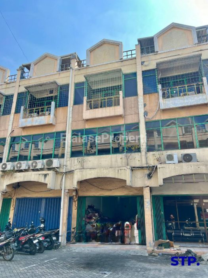 Foto properti Jual Cepat, Ruko 3 Lantai Di Pengampon Square 4