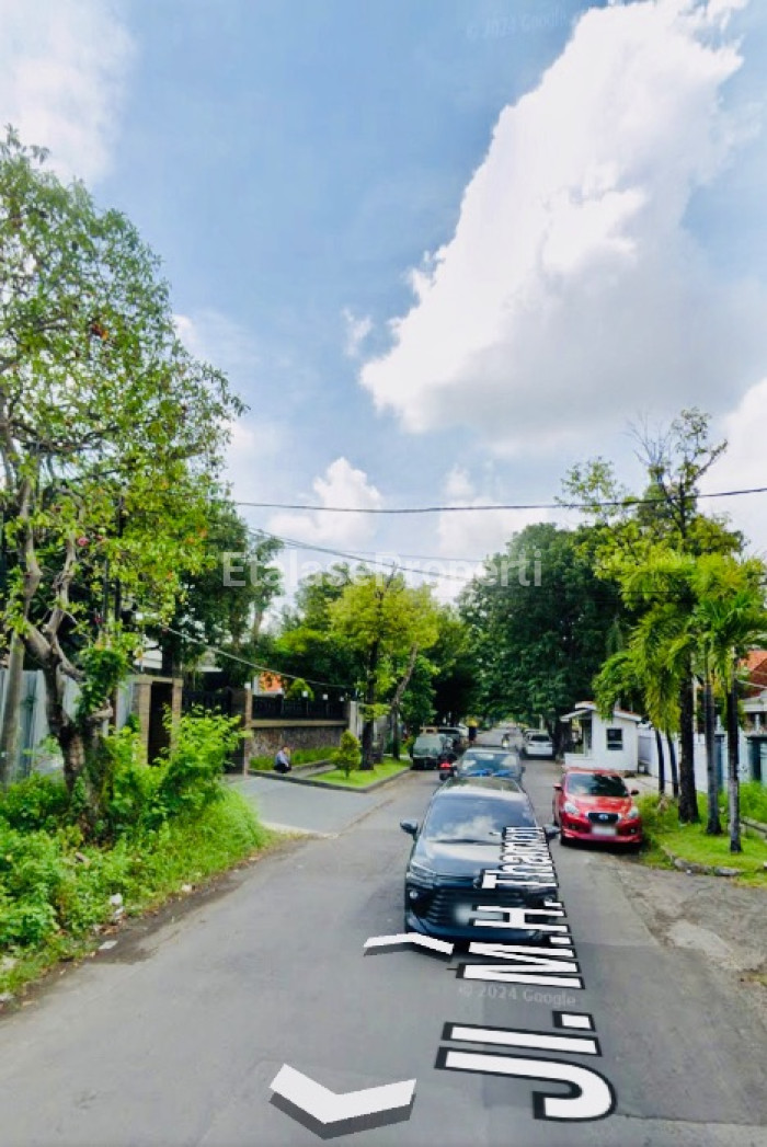 Foto properti Tanah Murah Lokasi Strategis Pusat Kota Surabaya, Jl. Thamrin. 1