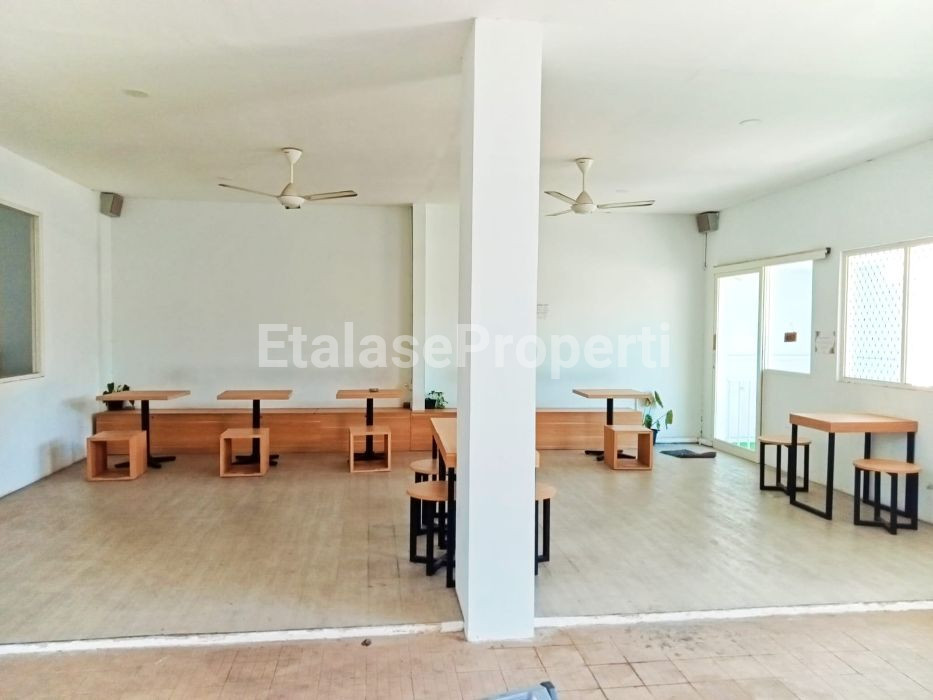 Foto properti Dijual Cepat Rumah Usaha Di Tenggilis Mejoyo 3