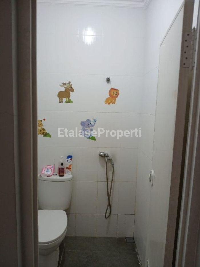 Foto properti Dijual Cepat Rumah Di Griya Asri, Pakuwon City 1
