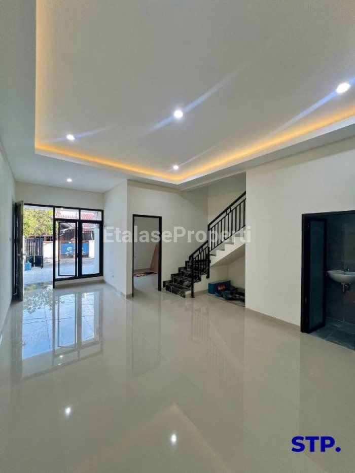 Foto properti Rumah Baru 2 Lantai Di Rungkut Mapan Banyak Bonus 3