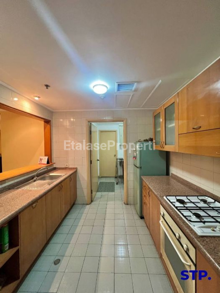 Foto properti Disewakan, Kondominium Sheraton Tunjungan Plaza 3+1 Bedroom Lantai 17 4