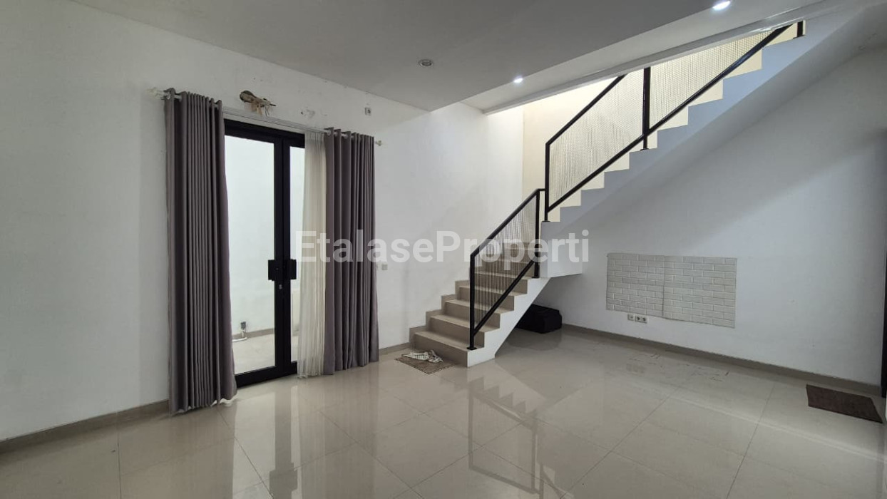 Foto properti Disewakan Rumah Di Darmo Harapan Indah Dekat Satelit Dan Margomulyo 5