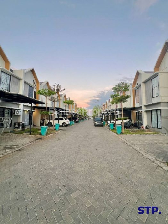 Foto properti Disewakan Rumah 2 Lantai Di Eastern Park 10