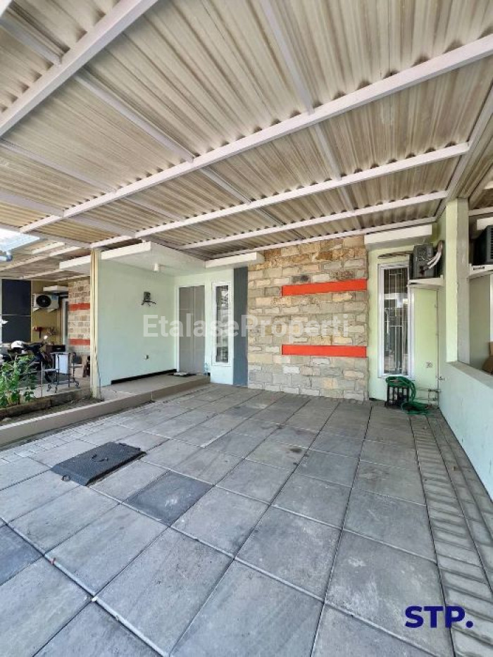Foto properti Disewakan Rumah Sukolilo Dian Regency 2 Siap Huni 3