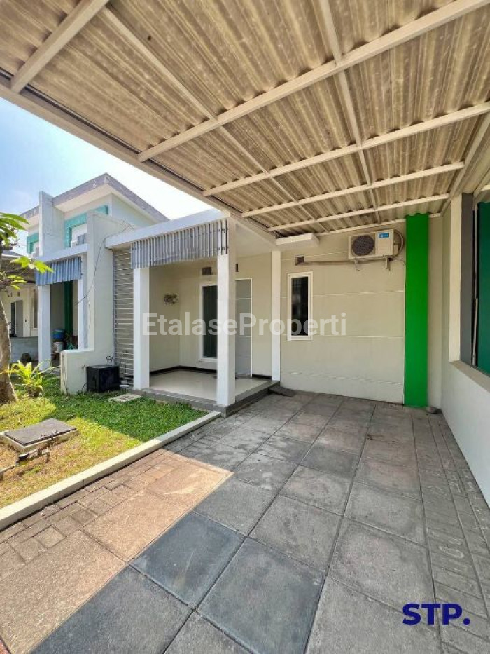 Foto properti Disewakan Rumah Sukolilo Dian Regency 2 Siap Huni 2