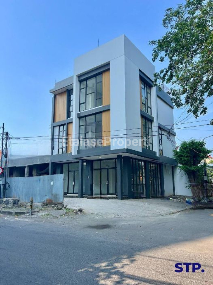 Foto properti 6 Unit Jejer, Ruko 3 Lantai Di Area Margorejo Indah Tipe A (Hoek) 1