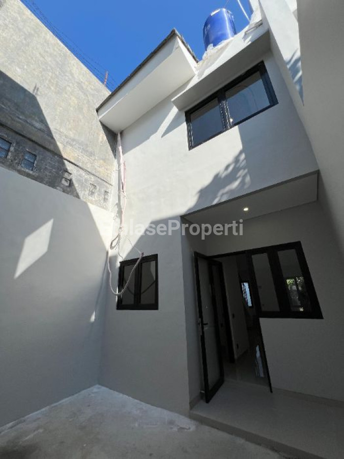 Foto properti Rumah 2lt Manukan Harga Terjangkau 4