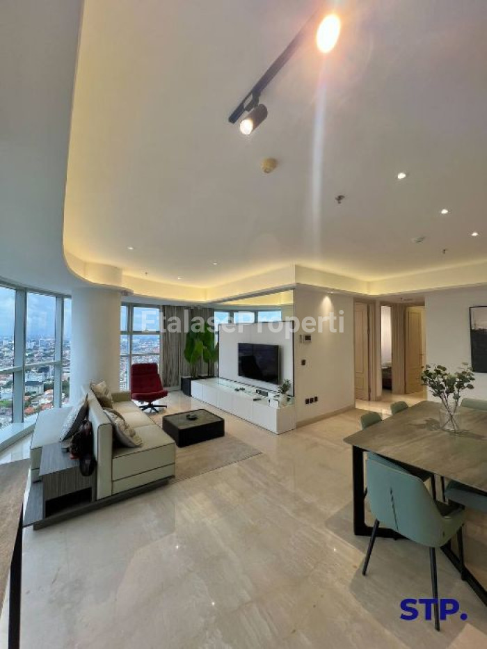 Foto properti Sewa Apartemen One Icon 3 Bedroom Private Lift Furnished Mewah Lantai 26 1
