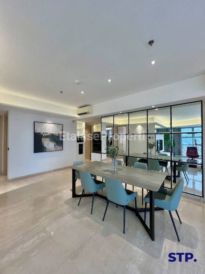 Foto properti Sewa Apartemen One Icon 3 Bedroom Private Lift Furnished Mewah Lantai 26 4