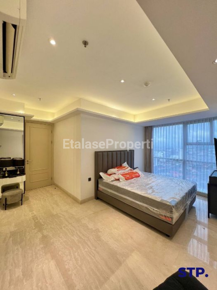 Foto properti Sewa Apartemen One Icon 3 Bedroom Private Lift Furnished Mewah Lantai 26 6