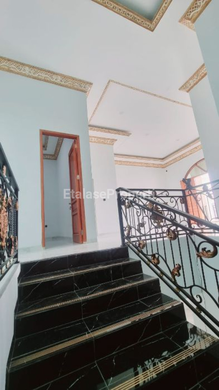 Foto properti Manyar Rejo.baru Dan Megah 4