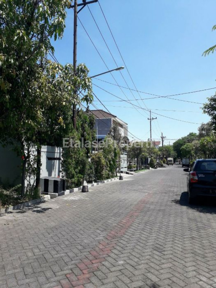 Foto properti Hitung TANAH ‼️  Area Elite Surabaya Timur  Rumah Manyar Kartika 2