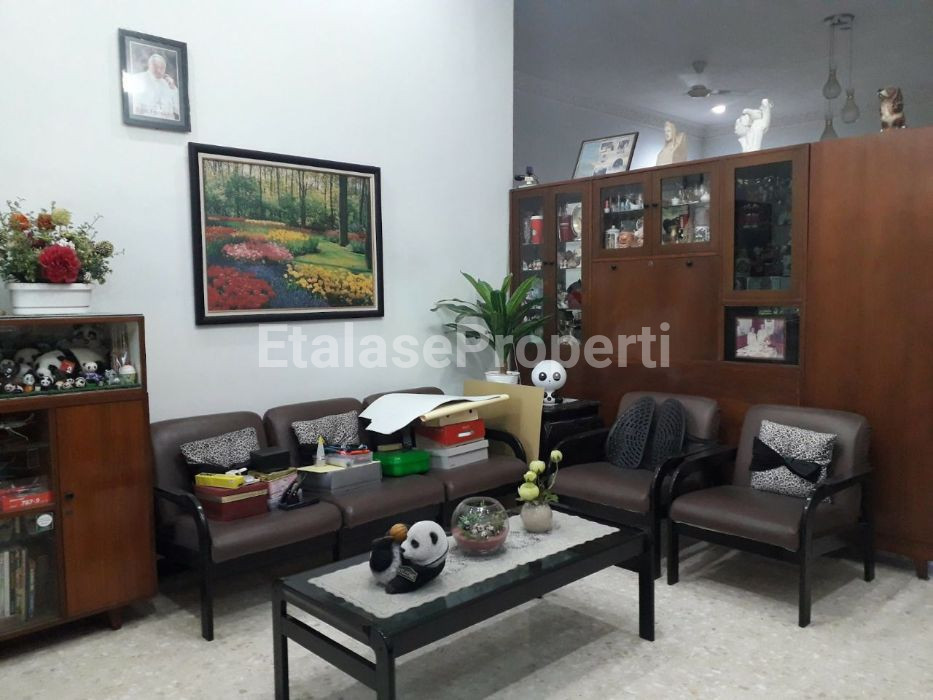 Foto properti Hitung TANAH ‼️  Area Elite Surabaya Timur  Rumah Manyar Kartika 3
