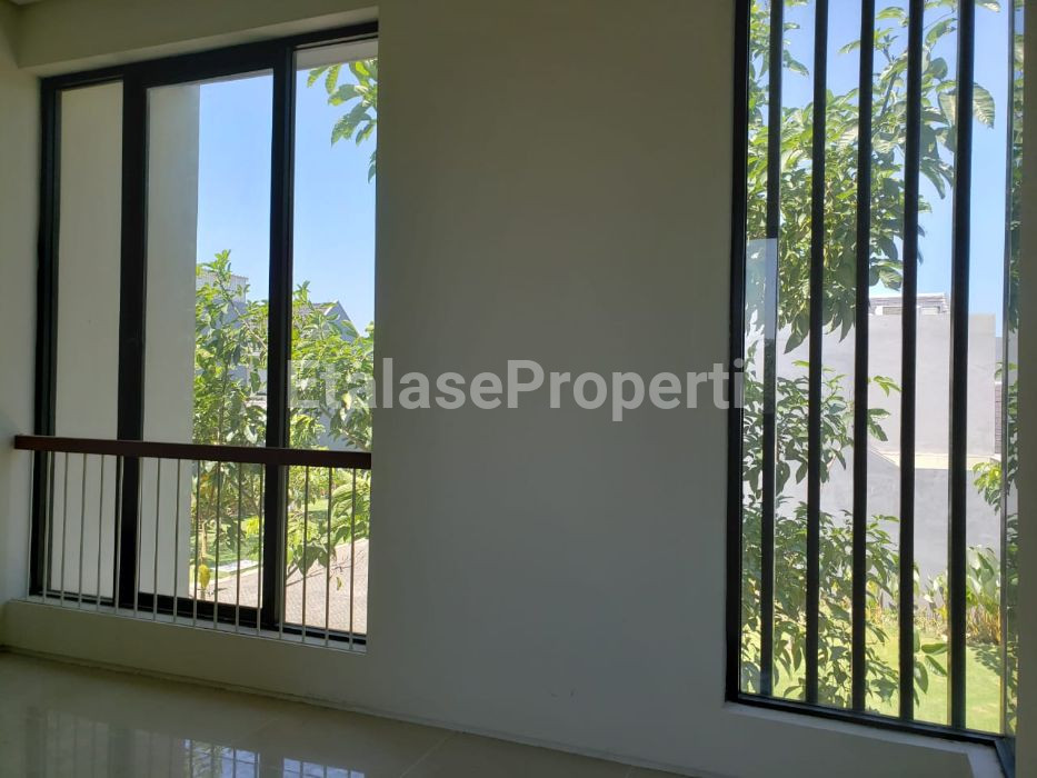 Foto properti Disewakan Rumah Northwest Lake Murahh Siap Huni 2