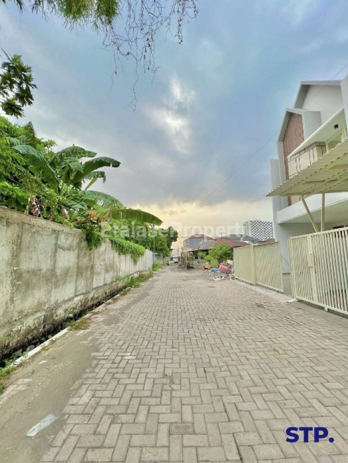 Foto properti Rumah Baru Di Manyar Tirtoyoso Dekat Kertajaya Ngagel Gubeng 2