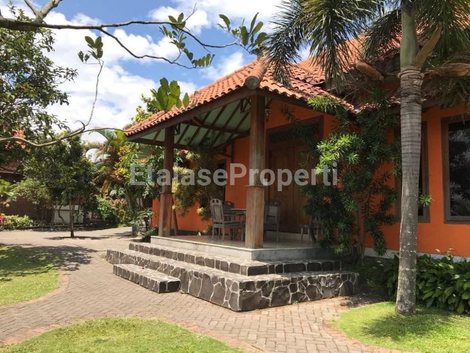 Foto properti JUAL VILLA  JOGLO JAVA STYLE  BERLOKASI DI PACET, MOJOKERTO. 2