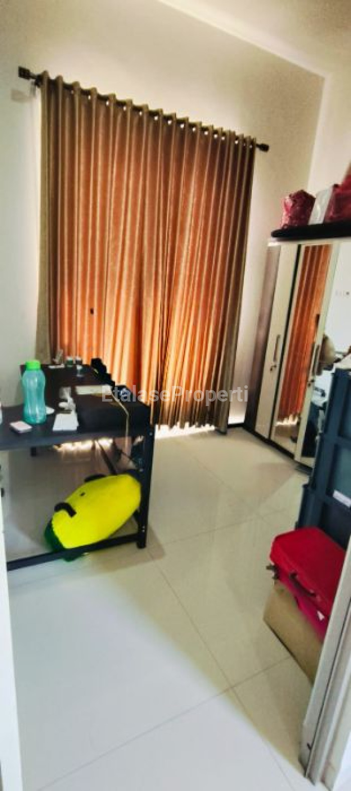 Foto properti Dijual Rumah Di Greenland Menganti Dekat Universitas Ciputra 3